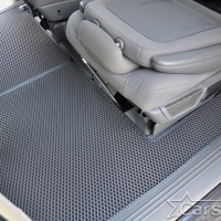 Автомобильные коврики EVA на Chrysler Grand Voyager V (2008->) 2 ряд: кресла 1+1 убираются в пол